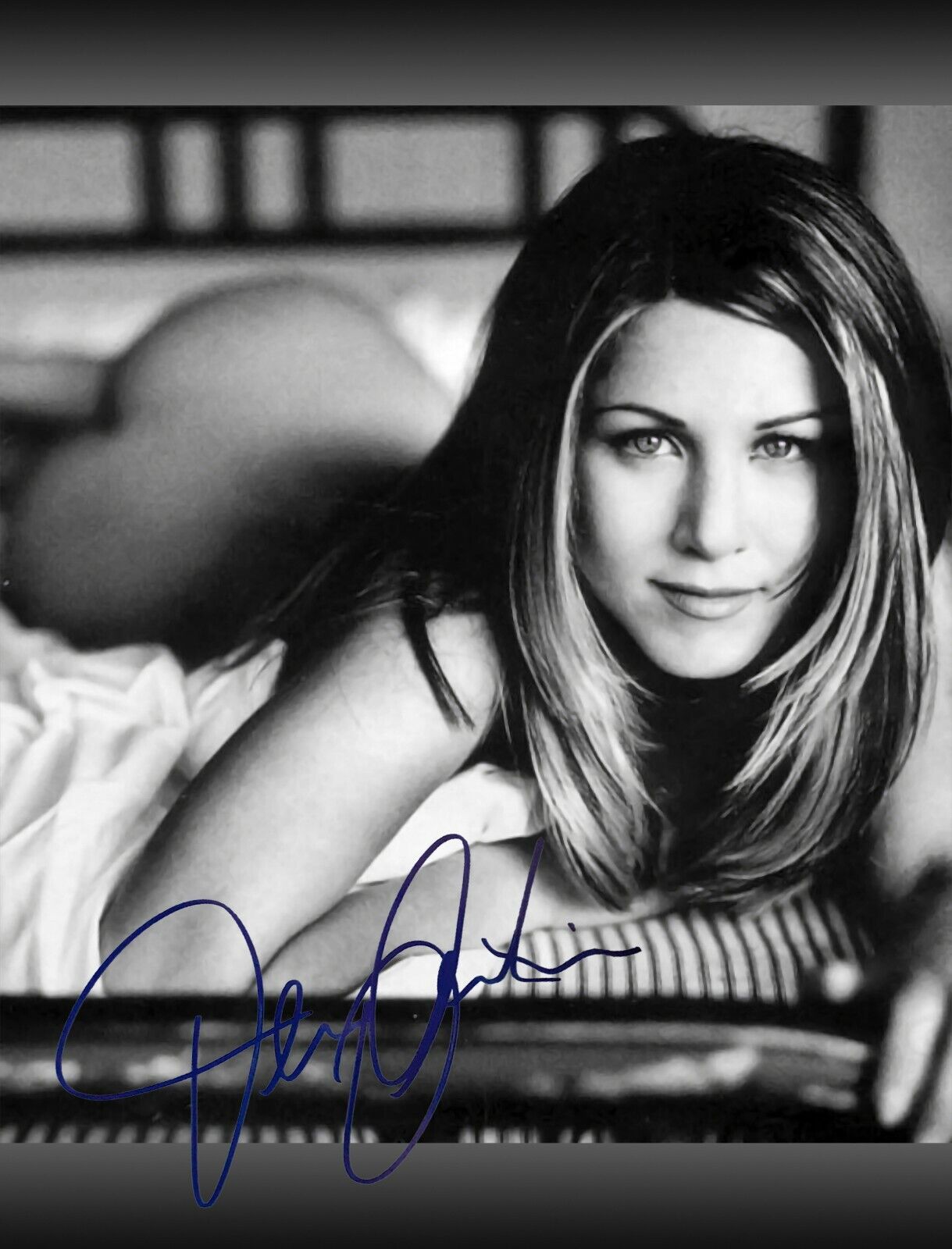 JENNIFER ANISTON NAKED SIGNED AUTOGRAPH SIGNATURE 8.5X11 Photo Poster painting PICTURE REPRINT