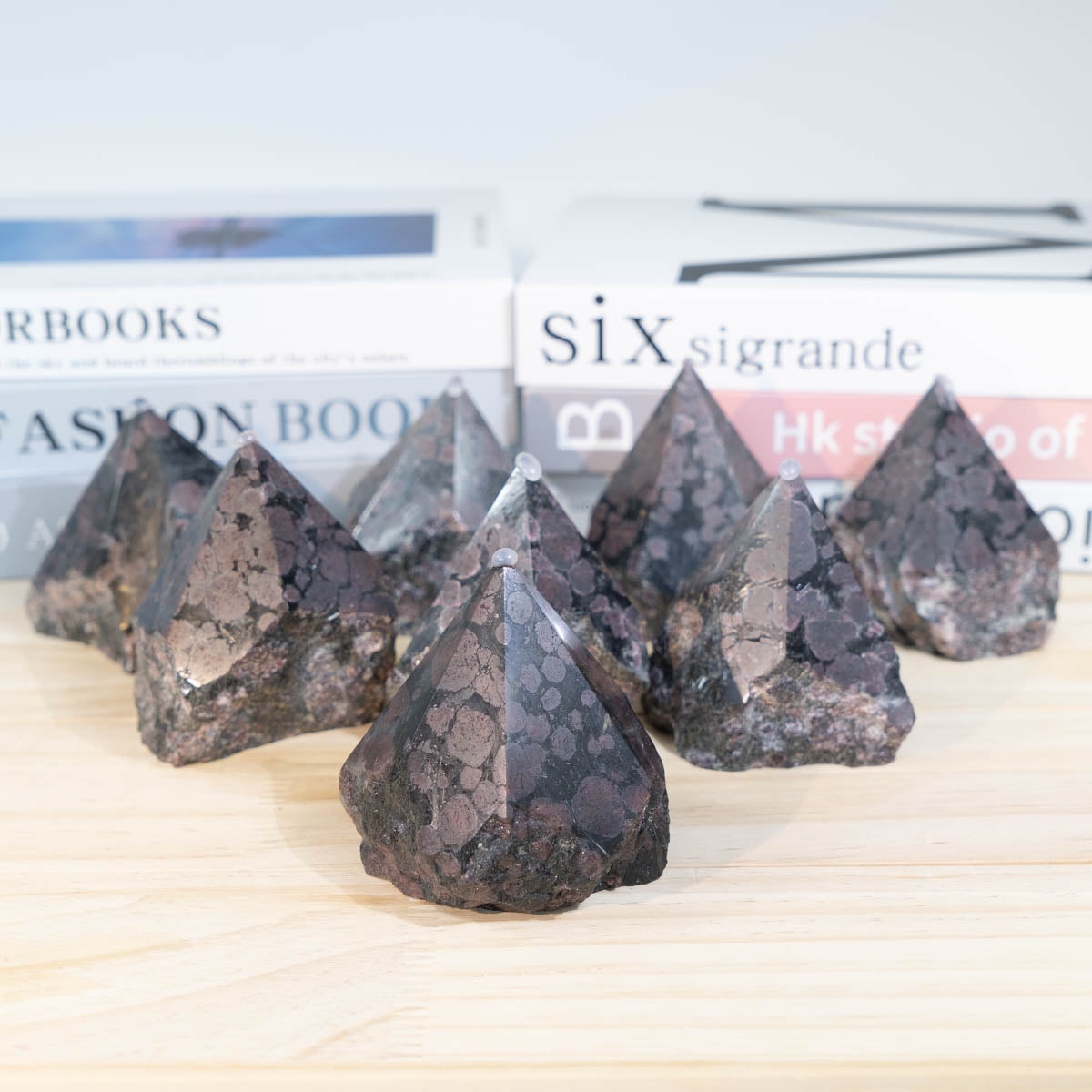 Garnet Half Polished/Raw Point 1pcs