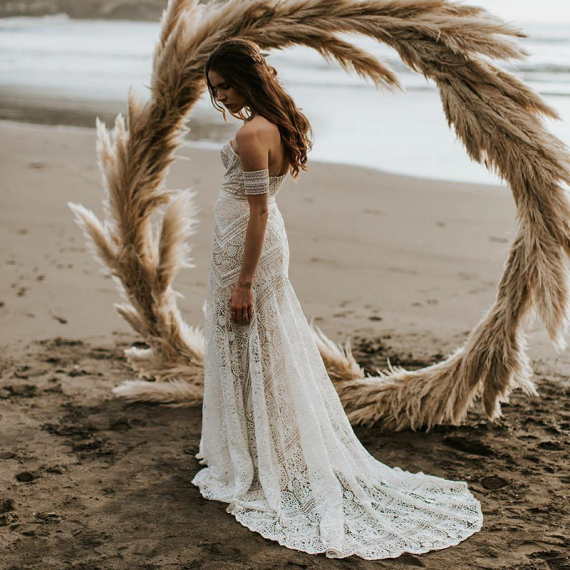 Off Shoulder Mermaid Sweetheart Sweep Train Lace Beach Wedding Dresses