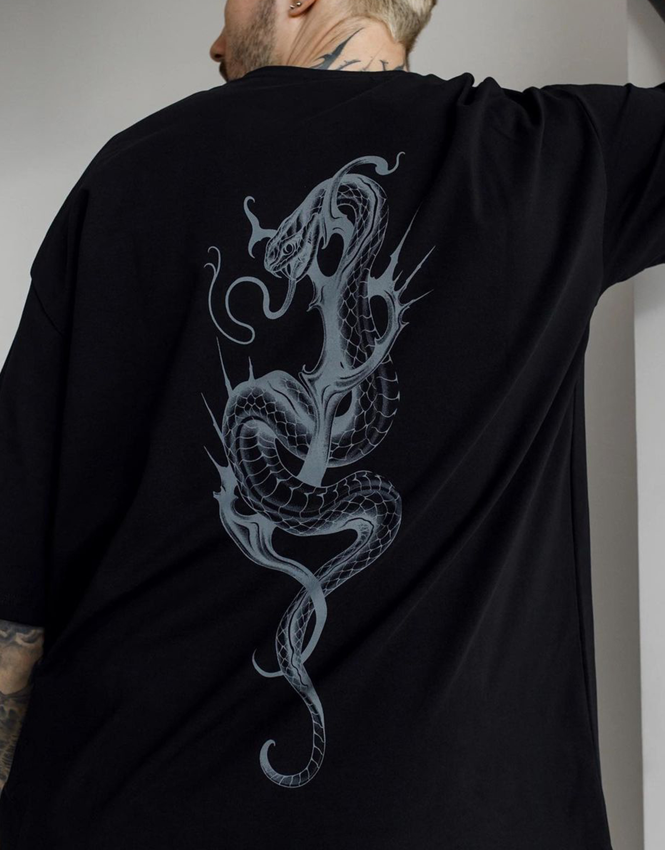 Snake Tattoo T-Shirt / TECHWEAR CLUB / Techwear