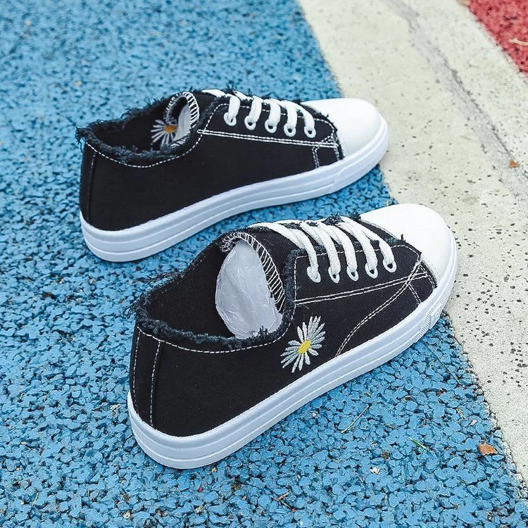 2021 New Women Casual Shoes Lace Up Ca	nvas Loafers Summer Soft Breathable Shoes Student Girl Lightweight Ladies Sneakers