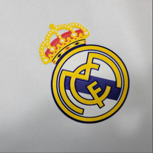 Retro 16-17 Real Madrid Home Long Sleeve Football Shirt Thai Quality