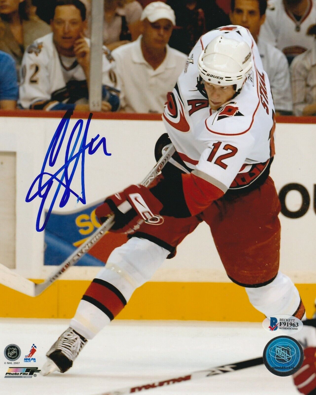 ERIC STAAL Signed Carolina HURRICANES 8x10 Photo Poster painting with Beckett COA