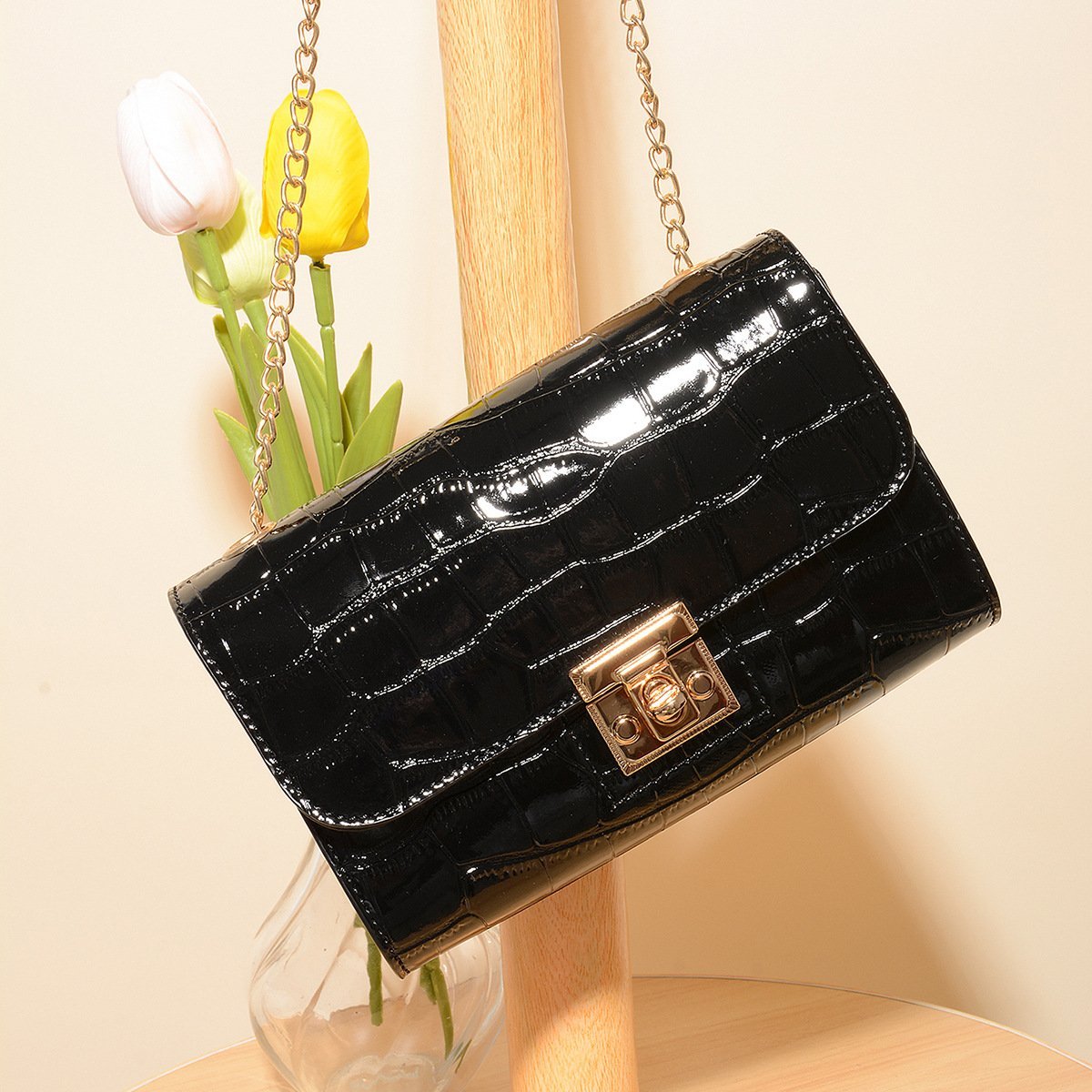 Retro Fashion Stone Chain Slung Women's Bag Shoulder Bag Lightweight