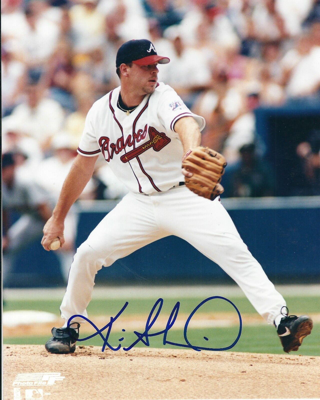 Signed 8x10 KEVIN MILLWOOD Atlanta Braves Autographed Photo Poster painting - COA