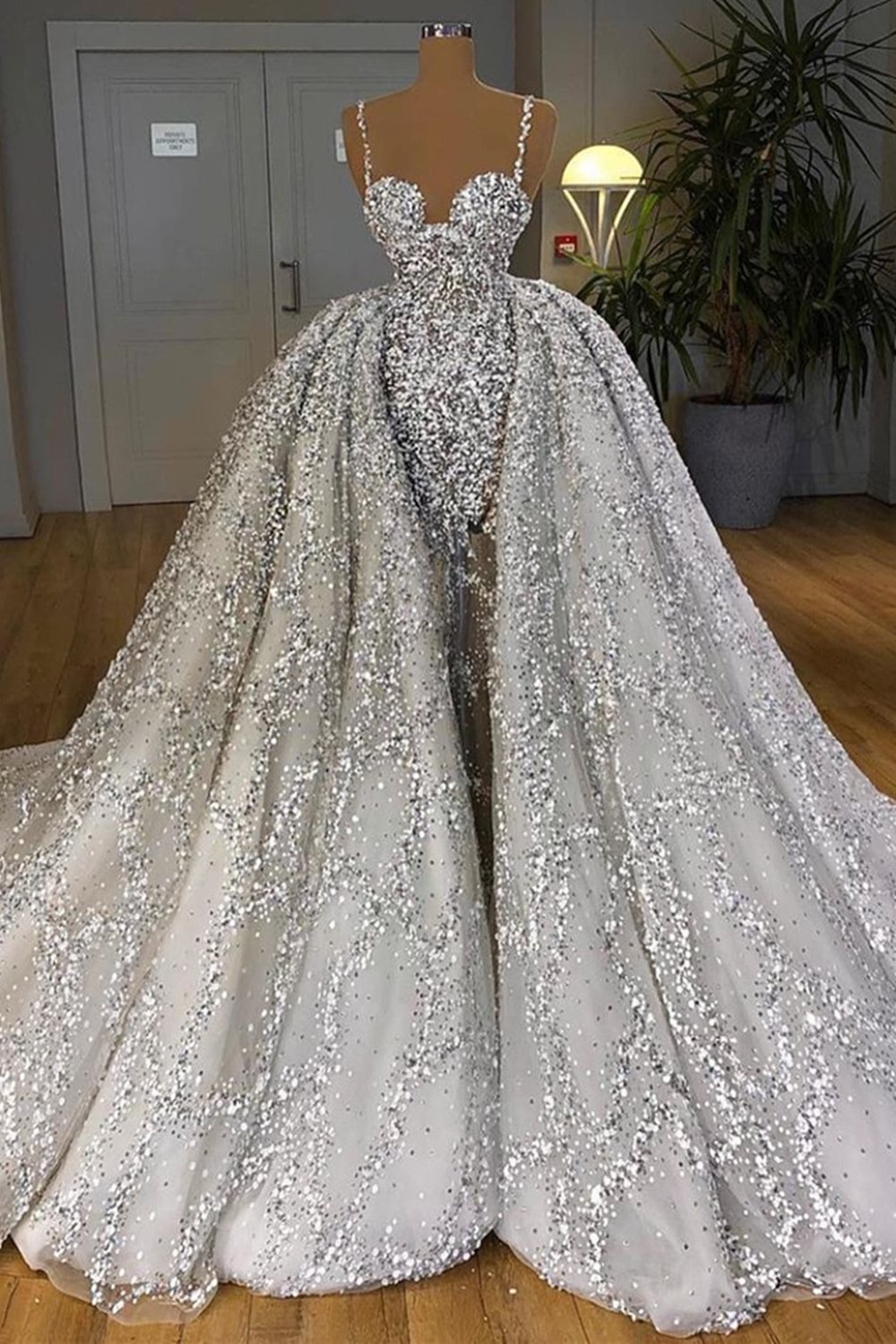 Elegant Sweetheart Sequins Mermaid Wedding Dress With Ruffles Train | Ballbellas Ballbellas