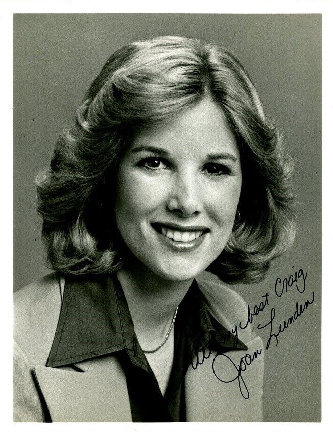 Young JOAN LUNDEN Signed Photo Poster painting