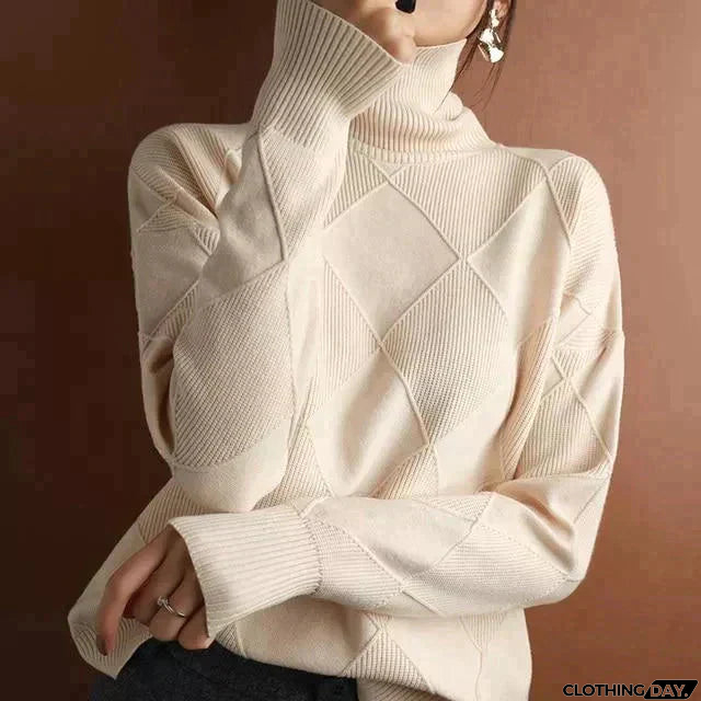 Modern and Fashionable Pullover