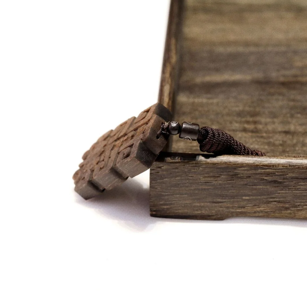 Brunei Agarwood Bronze Pattern Amulet Double-Sided Carved Amulet Pendant