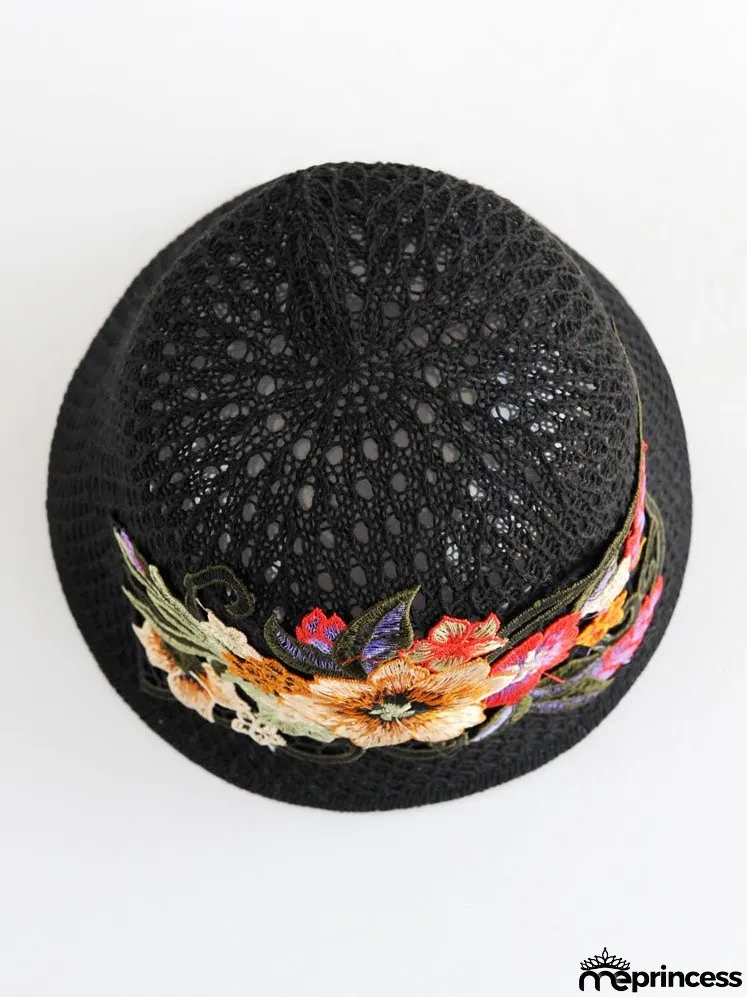 Ethnic embroidered flowers in summer breathable hollow sunscreen fisherman hat female sunshade Joker bucket hat Sun basin hat