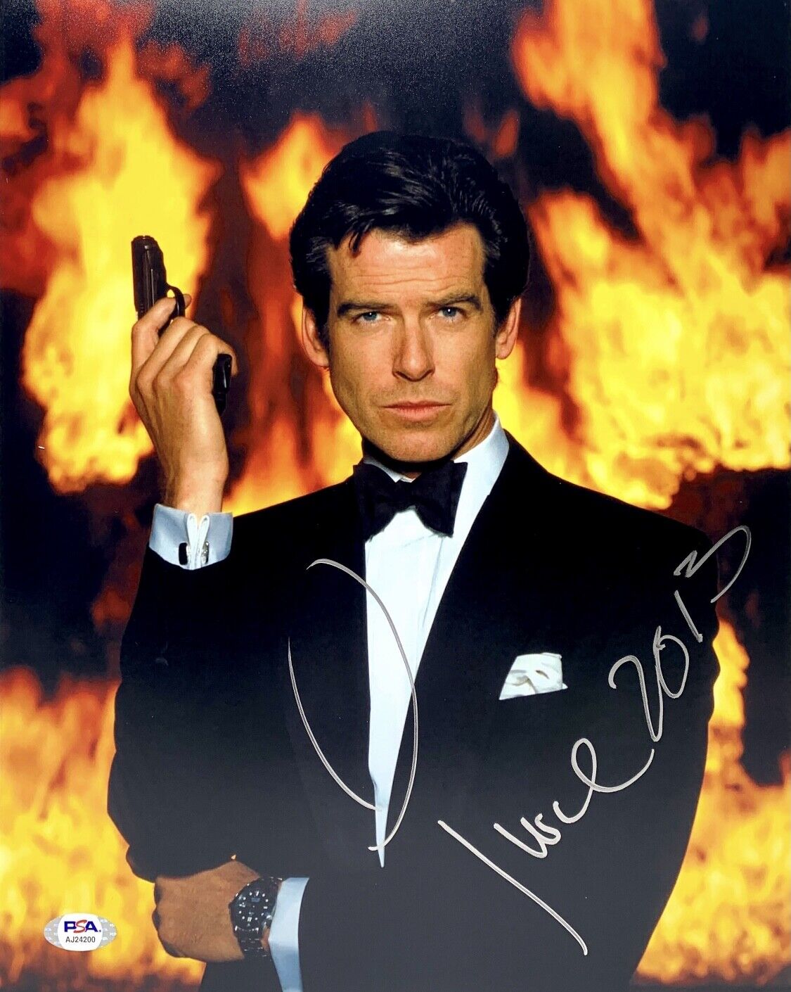 Pierce Brosnan Signed 11x14 Photo Poster painting PSA AJ24200 Autographed James Bond