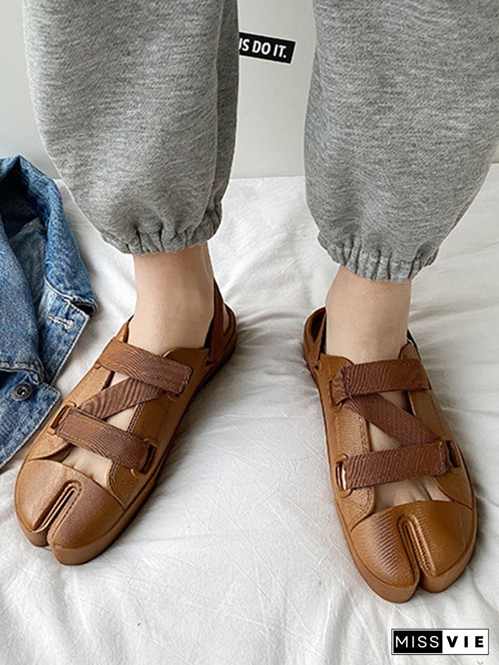 Casual Plain Split Toe Sandals