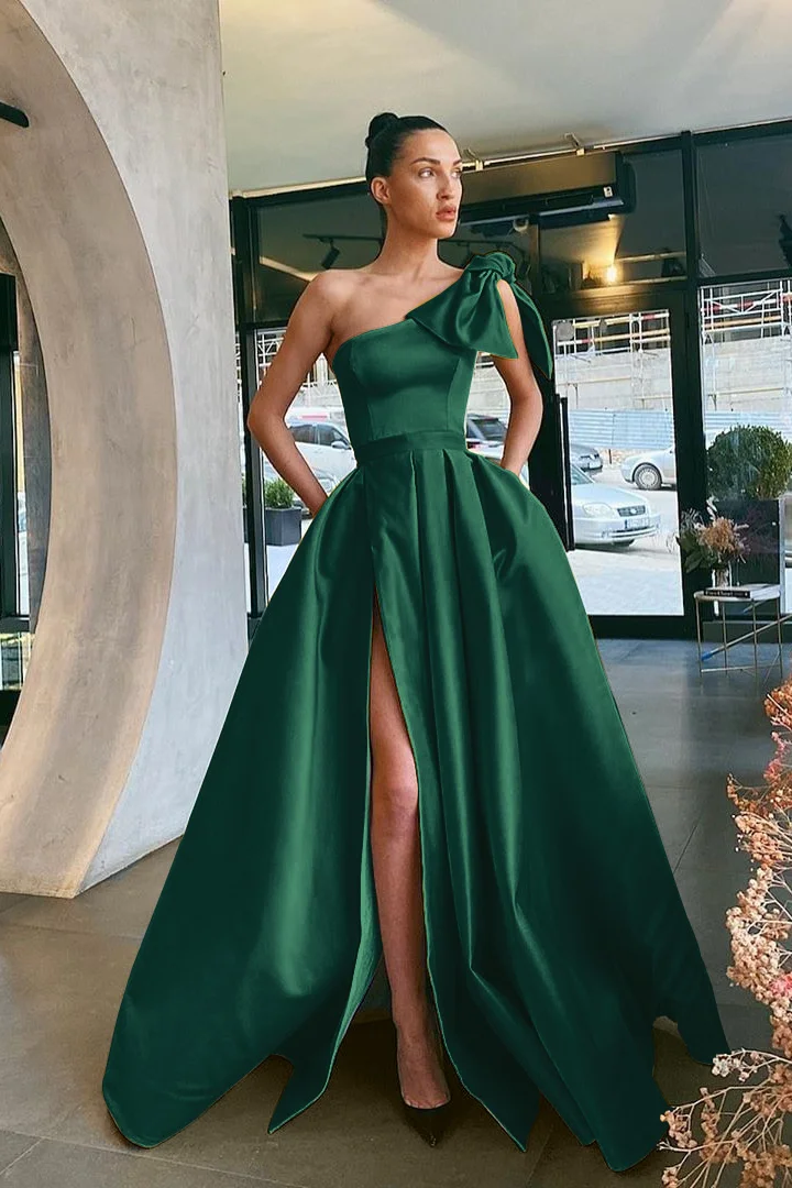 Daisda Gold Split One-Shoulder Prom Dress With Pockets