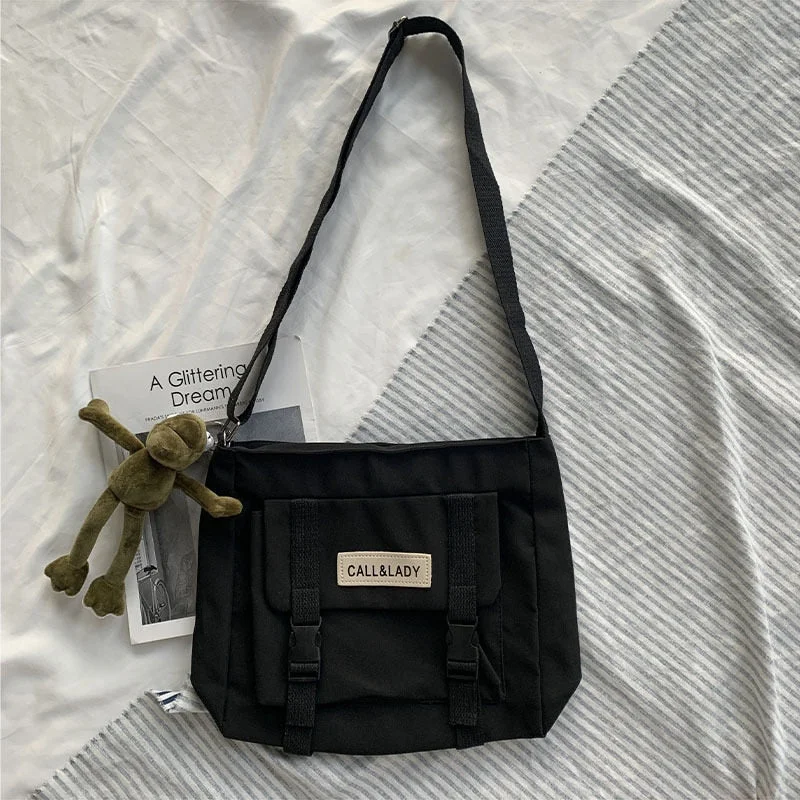 Women's Bag Simple Messenger Large Capacity  Ladies Korean Student Nylon Waterproof  Cute Pendant Crossbody Female Shoulder Bags 712