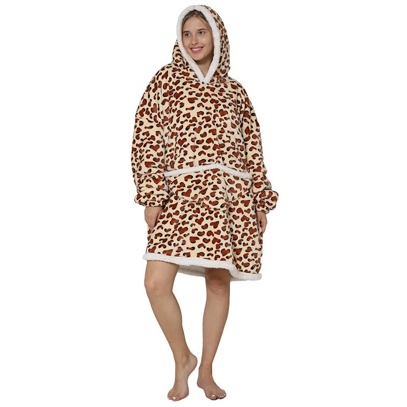 Wearable Blanket Hoodie Women Oversize Fannel TV Blanket With Sleeves Winter Sherpa Warm Animal Print Camping Blanket Sweatshirt