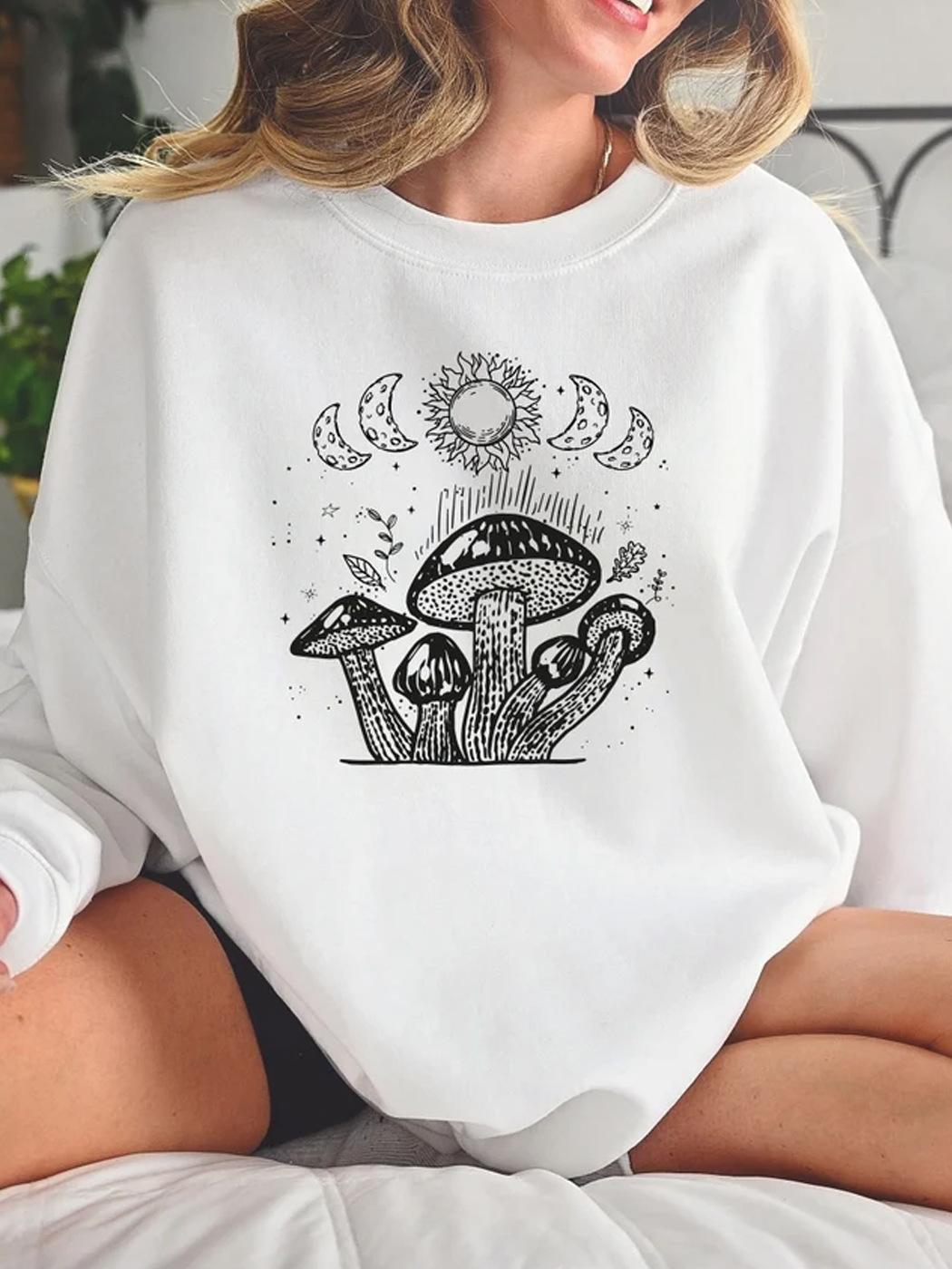 Women's Spore Plant Mushroom Illustration Sweatshirt