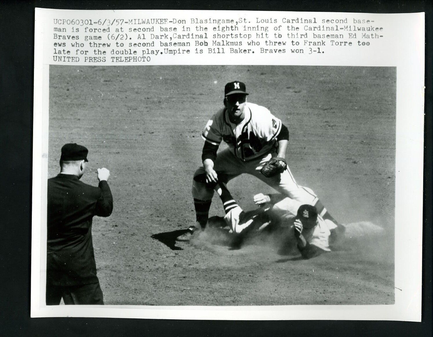 Bob Malkmus & Don Blasingame 1957 Press Photo Poster painting Cardinals Milwaukee Braves