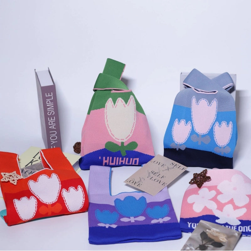 Women's Small Polyester Letter Floral Elegant Streetwear Square Open Handbag4