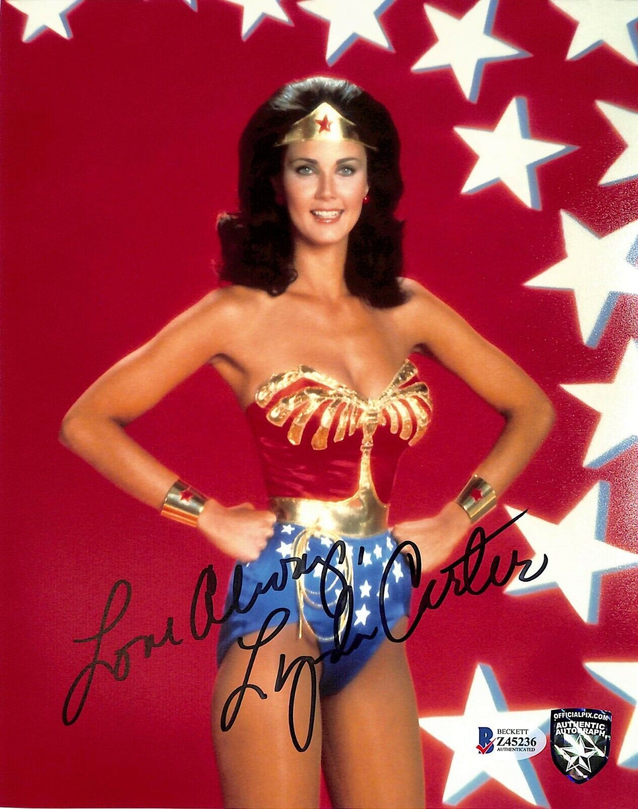 LYNDA CARTER Signed Auto WONDER WOMAN