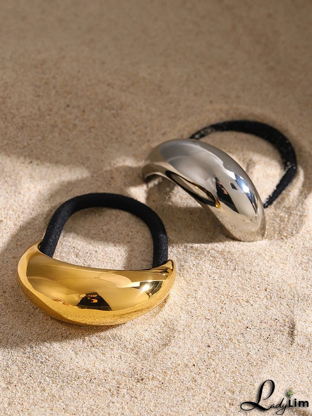 Trendy and Elegant winter garment