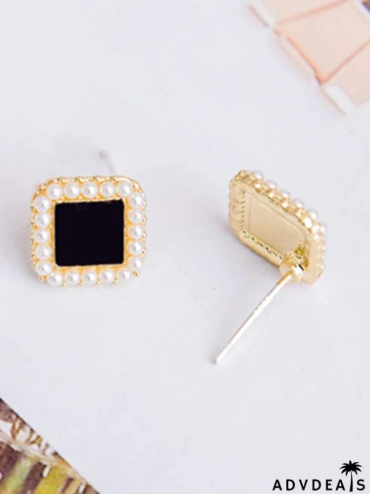 Faux Pearl Decor Square Design Stud Earrings