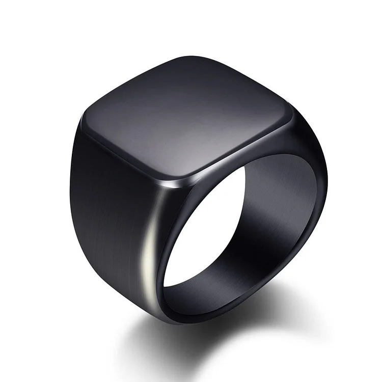 Coutureaura Light Surface Polished Square Punk Ring