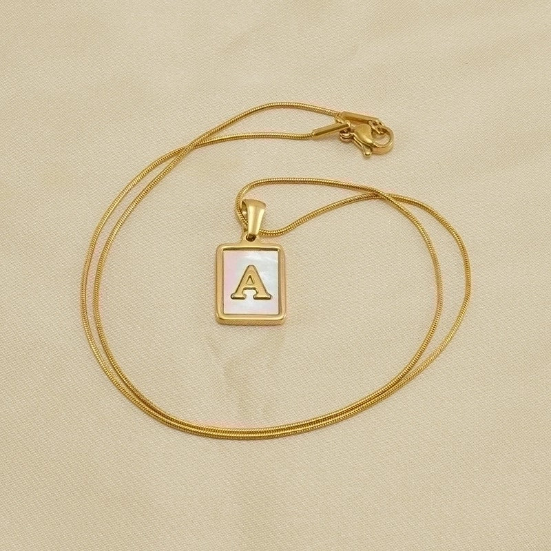 Stainless Steel 18K Gold Plated Casual Commute Plating Inlay Letter Shell Pendant Necklace