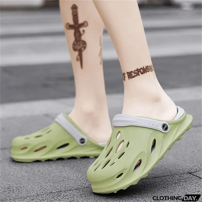 Male summer Outside Wear Non-slip Light Holes Sandals