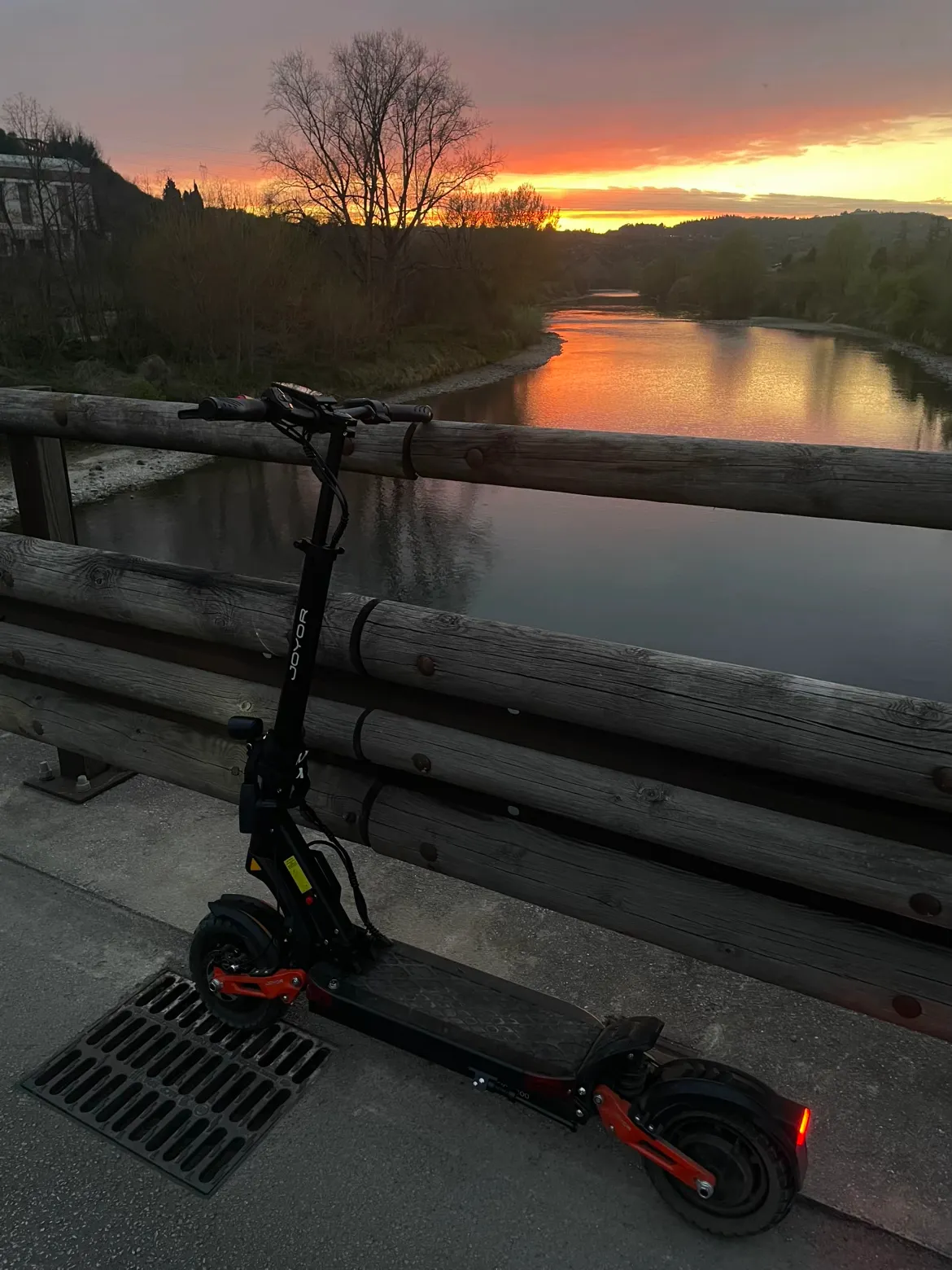 JOYOR electric scooter