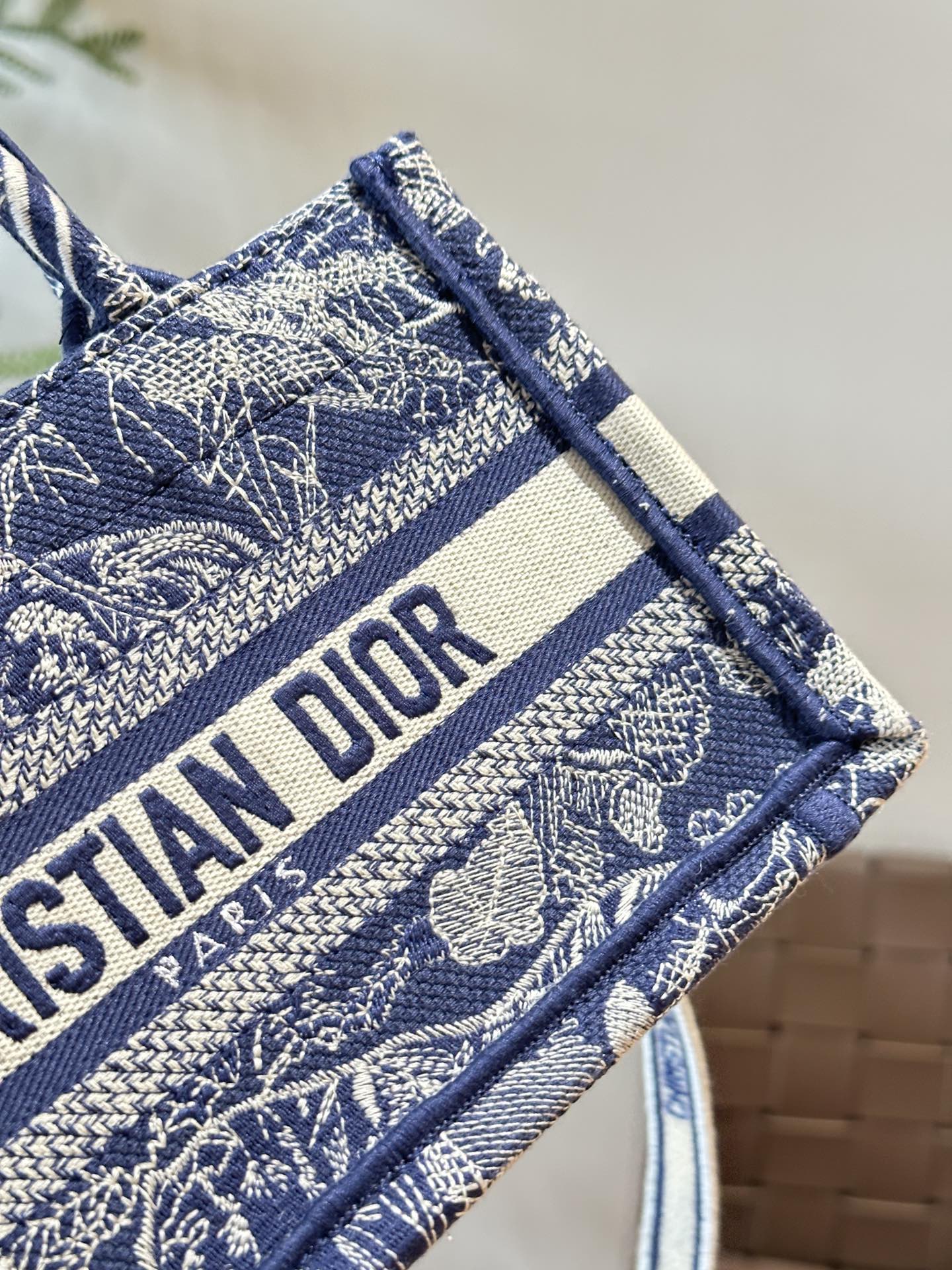 3b1ff721e57a3f3bb6cf3cfb56401e53