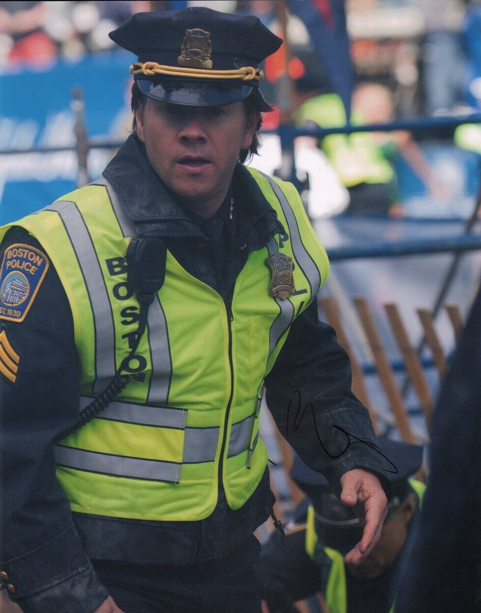 ~~ MARK WAHLBERG Authentic Hand-Signed Patriots Day