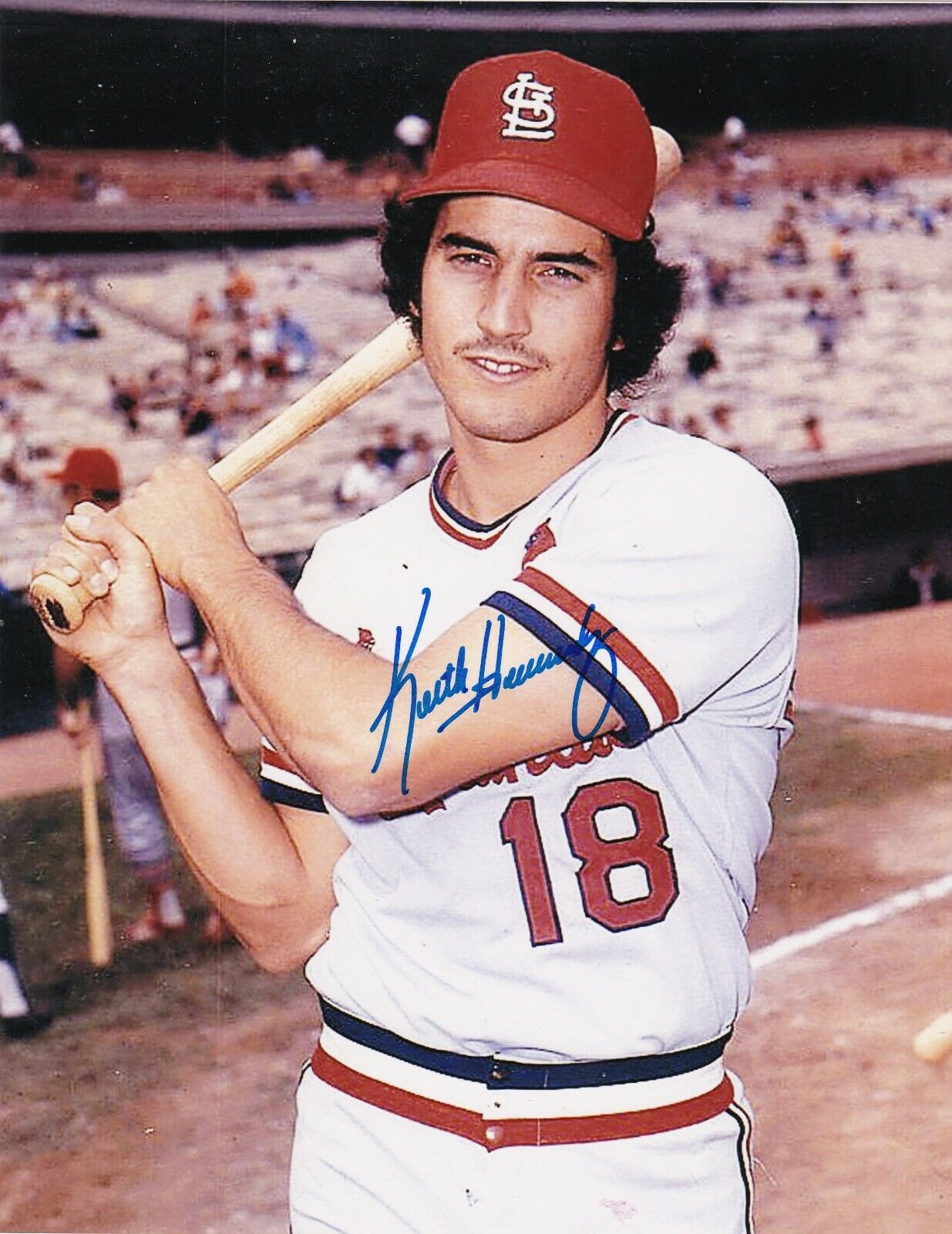 KEITH HERNANDEZ ST. LOUIS CARDINALS ACTION SIGNED 8x10