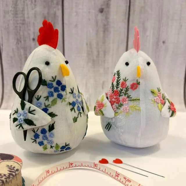 Chicken Caddy: Chicken Pincushion Softie Sewing Template & Instructions