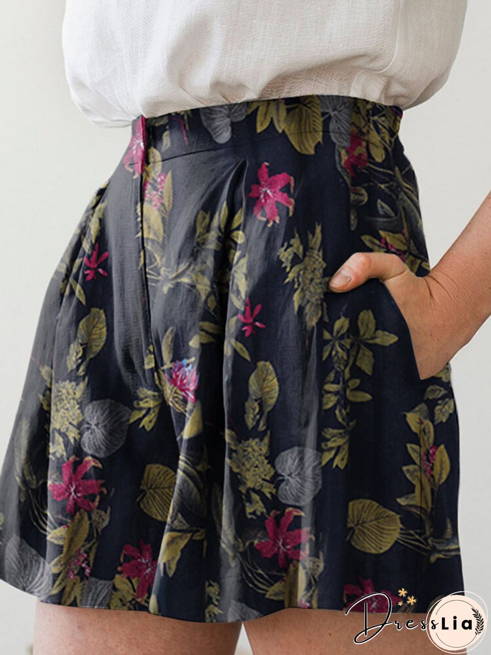 Plant Print Pocket Ruched Casual Shorts