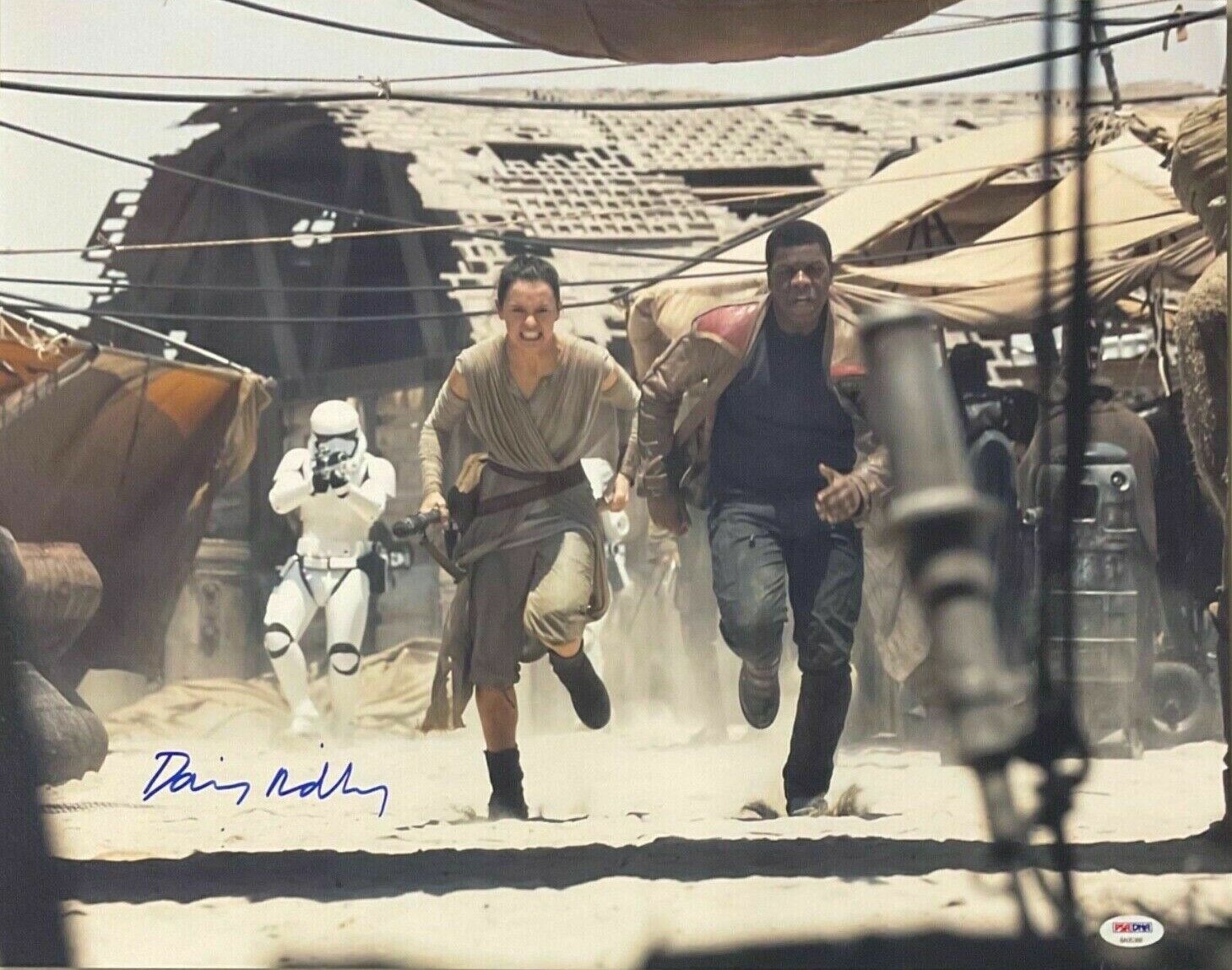 Daisy Ridley as Rey STAR WARS Signed 16x20 Photo Poster painting Autograph AUTO PSA/DNA *Sticker