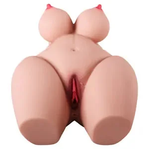 Pornhint Busty MILF La l Fucking A Big Hard Dick Doll