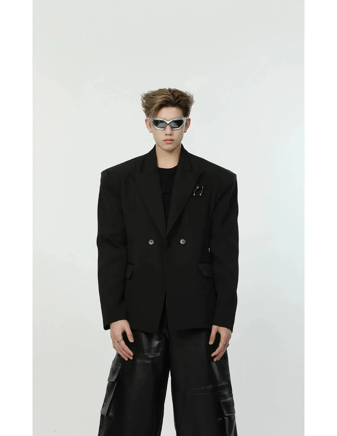 Aonga Black Blazer with Shoulder Pads