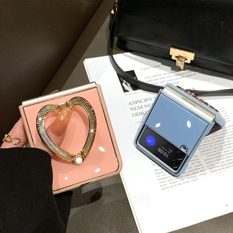 Suitable For Samsung Z flip3/4 Folding Heart Diamond Inlaid Mobile Phone Case