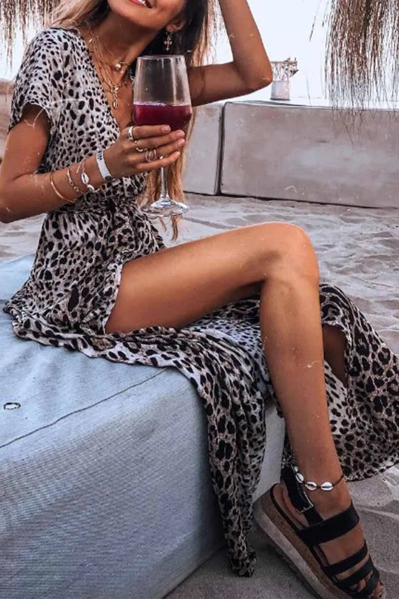 Short Sleeve Leopard Print V-neck Midi Dress