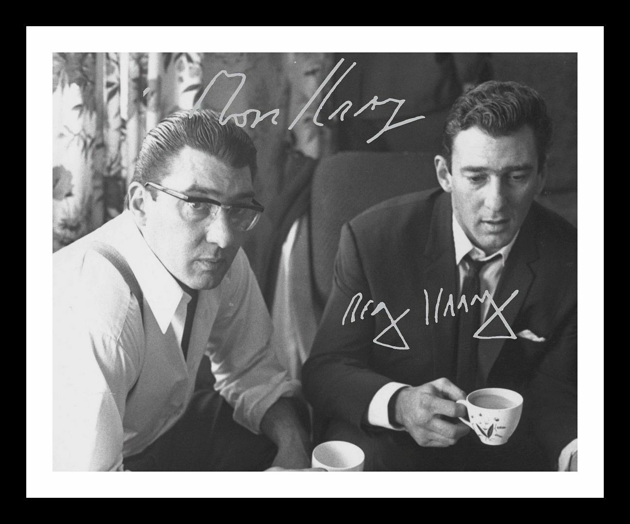 Ronnie & Reggie Kray Autograph Signed & Framed Photo Poster painting