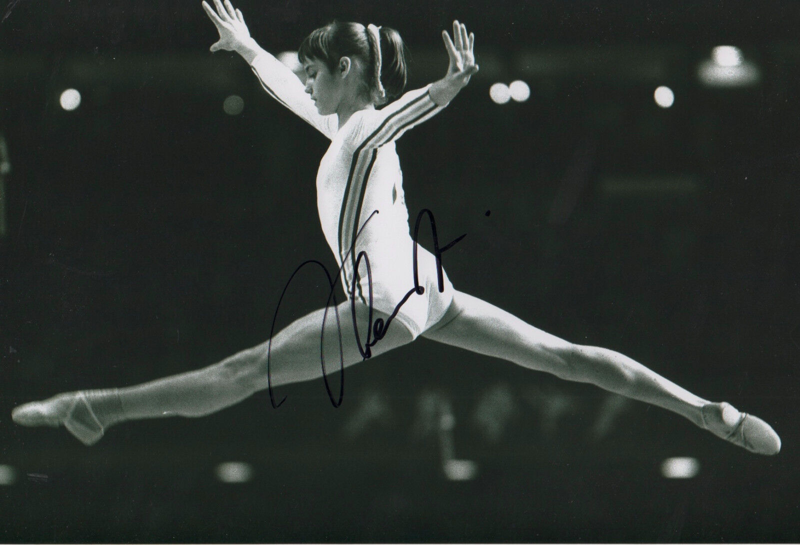 Nadia Comaneci signed 8x12 inch Photo Poster painting autograph