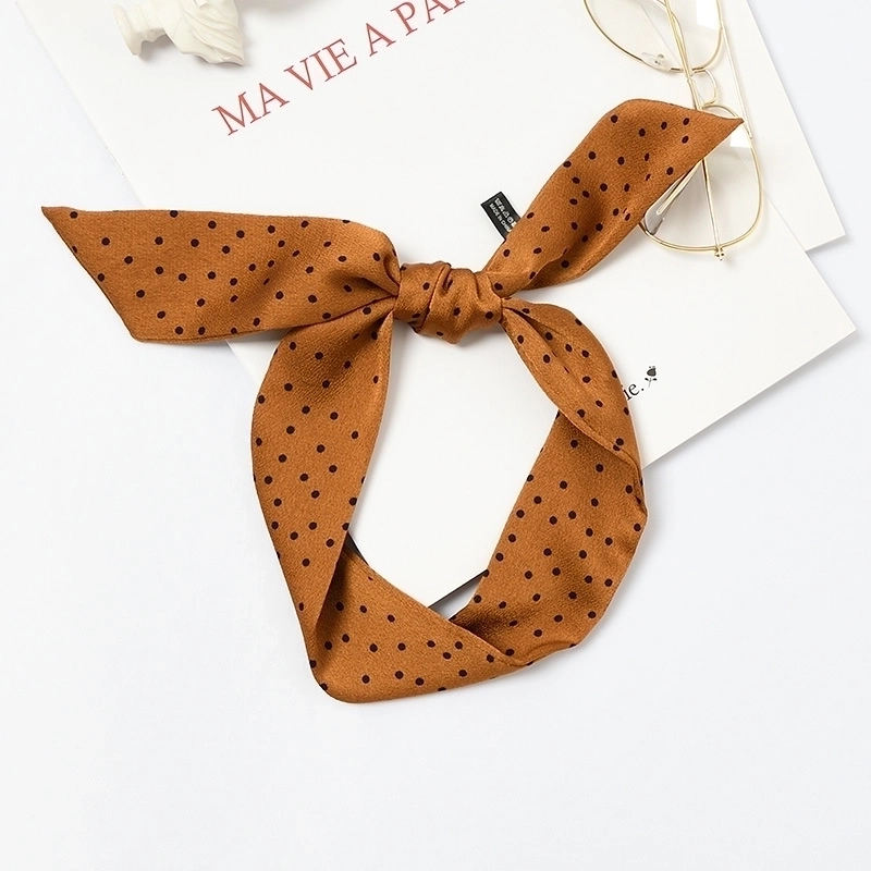 Women’s Sweet Polka Dots Heart Shape Satin Printing Silk Scarves