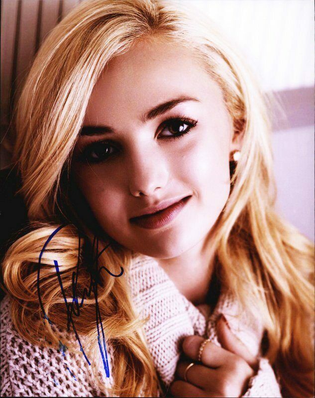 Peyton List authentic signed celebrity 8x10 Photo Poster painting W/Cert Autographed D11