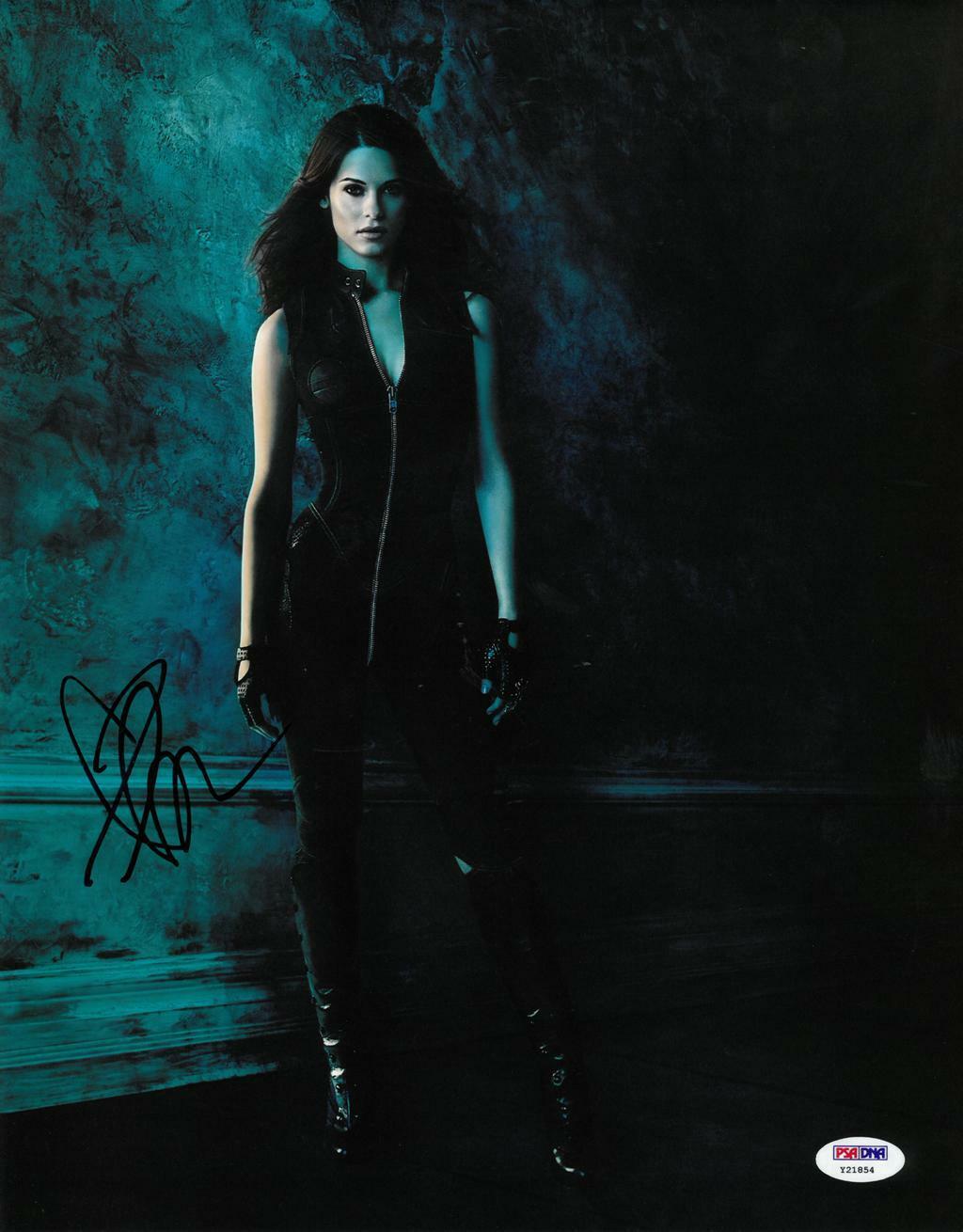 Lyndsy Fonseca Signed Nikita Authentic Autographed 11x14 Photo Poster painting PSA/DNA #Y21854