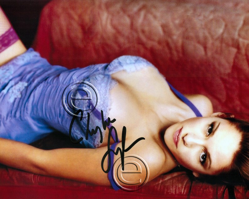 Chyler Leigh Autographed Signed Photo Poster painting 8 x 10 print Photo Poster painting picture poster wall art autograph