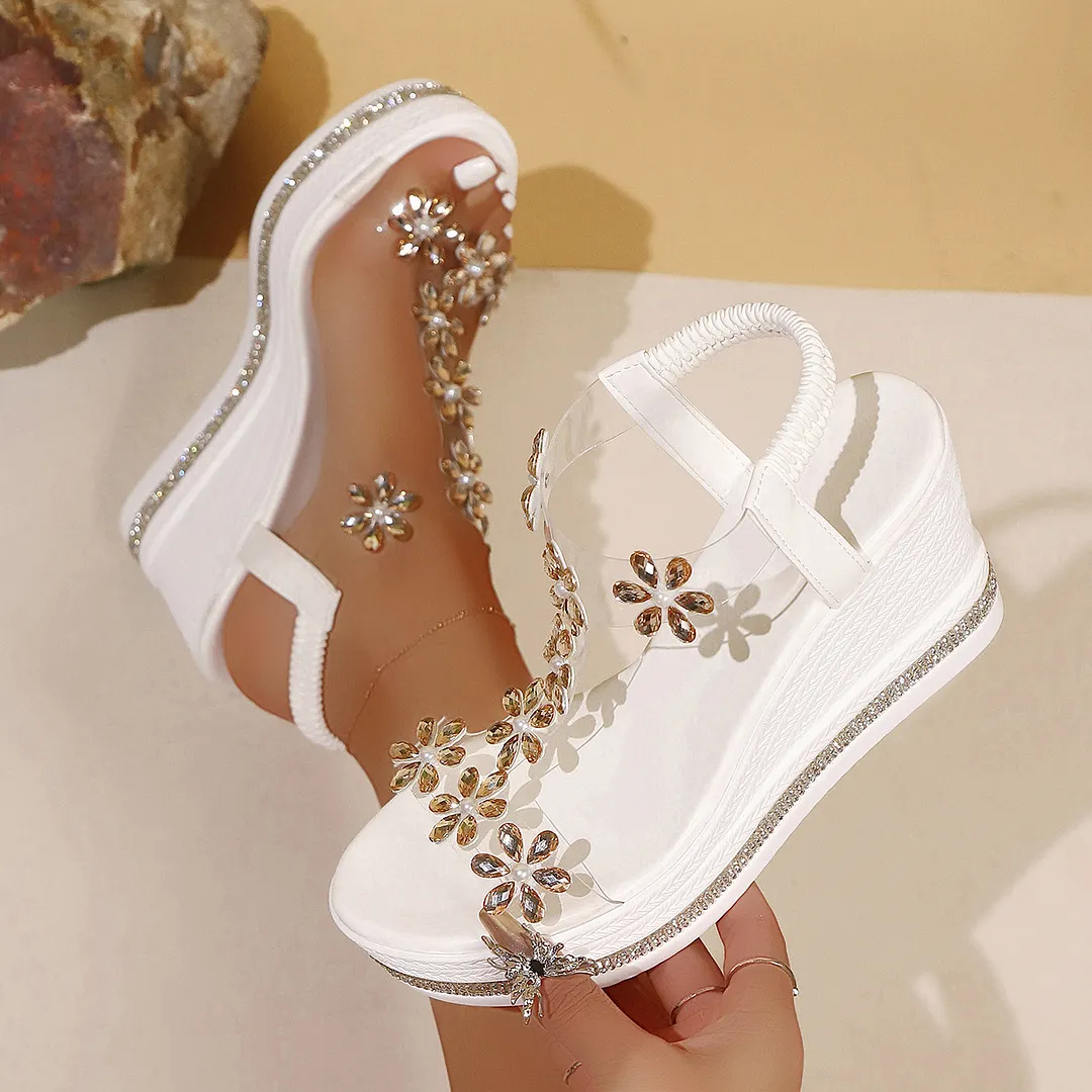 Breakj Breakj Sandals Women's 2025 Summer New Size Fashion Slope With Flowers Drilled Fairy Beach Shoes