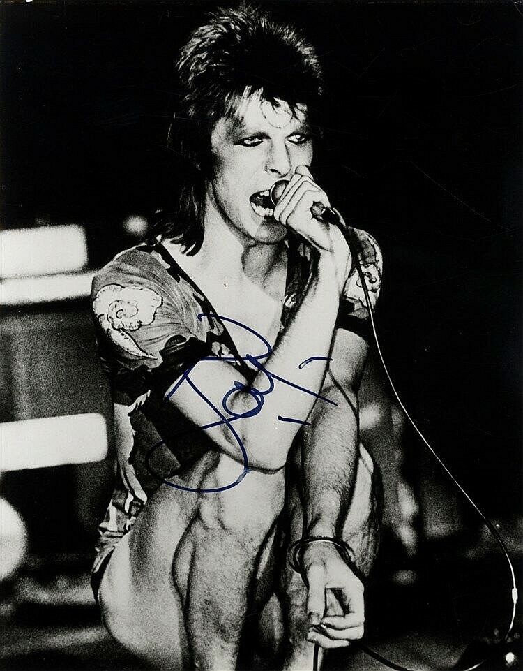 DAVID BOWIE Signed 'ZIGGY STARDUST' Photo Poster paintinggraph - Pop & Rock Singer - Preprint