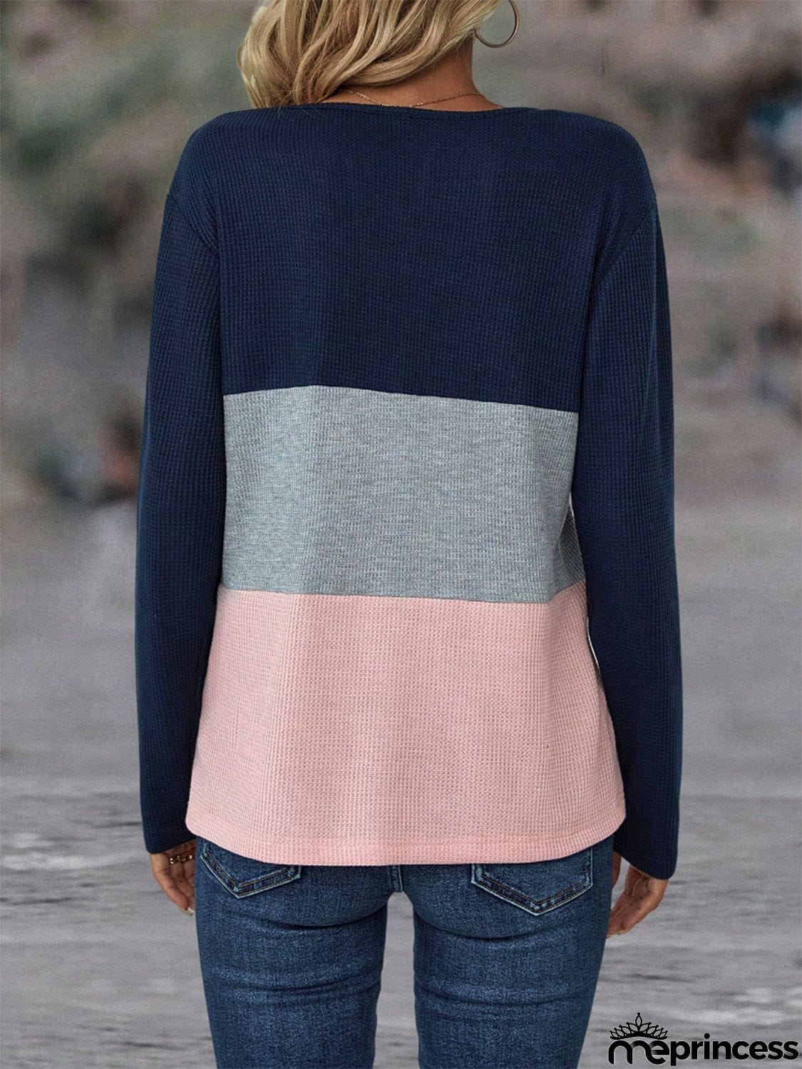 Color Block Notched Neck T-Shirt