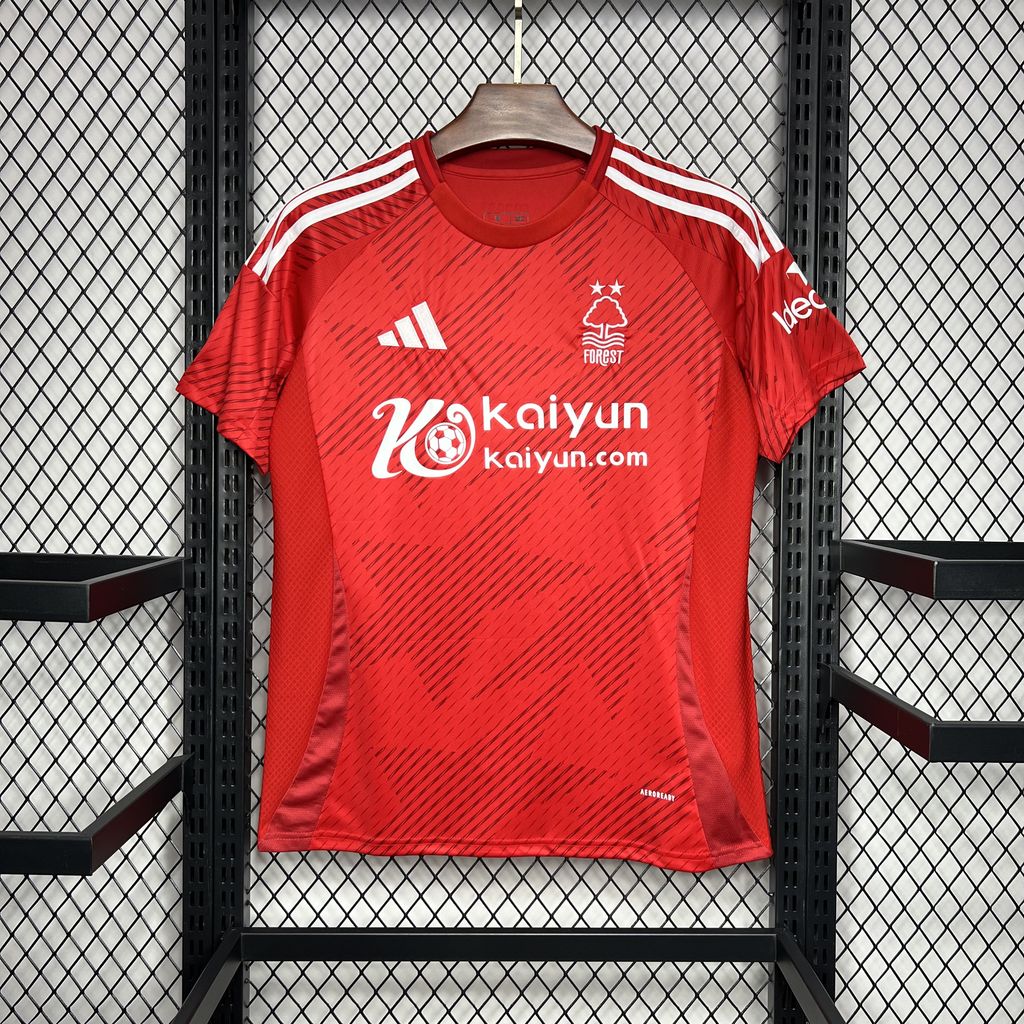 Nottingham Forest maillot foot domicile 2024 2025  Maillot De Fou, site maillot de foot pas cher