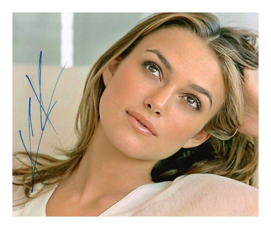 KEIRA KNIGHTLEY AUTOGRAPHED SIGNED A4 PP POSTER Photo Poster painting PRINT 10